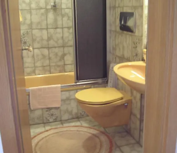 贾尼施里酒店 沃尔法赫