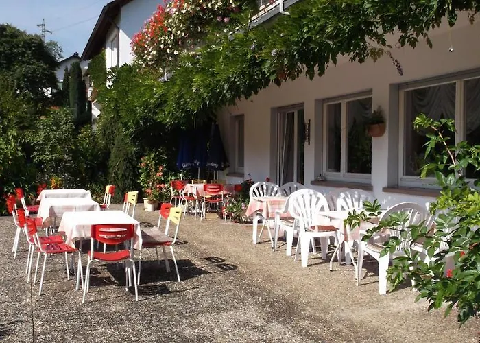 贾尼施里酒店 招待所